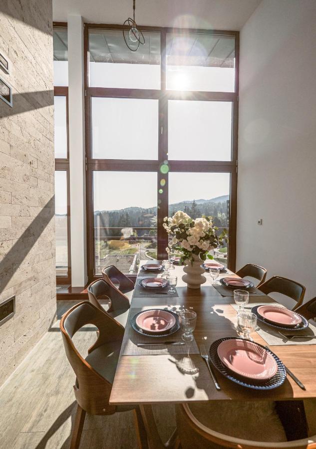 Penthouse B44 *