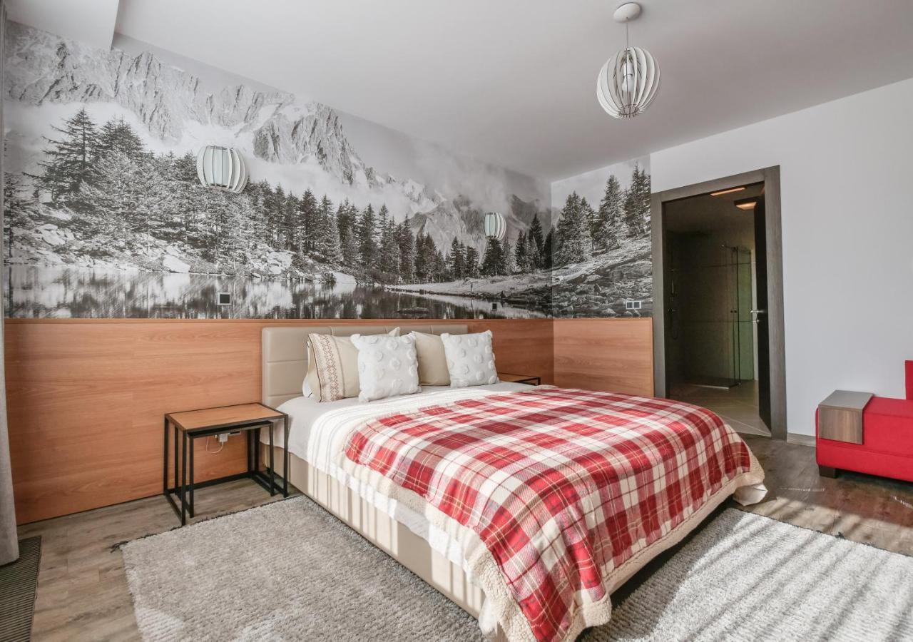 Apartment Penthouse B44 *